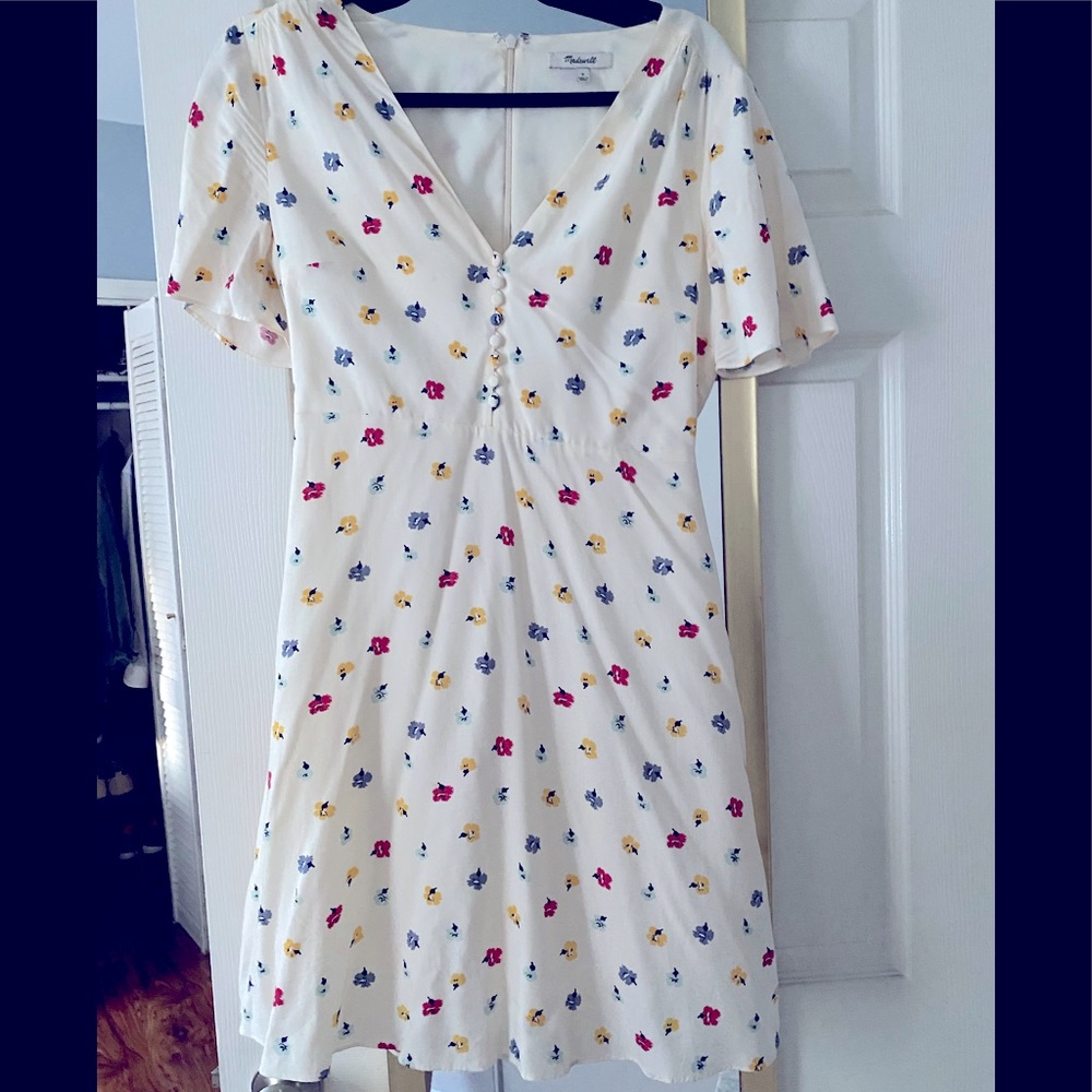 Low cut, button up dress w/ loose sleeves, multicolor flower pattern, worn 5x;